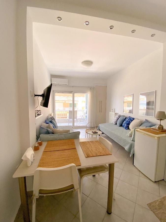 A Wonderful Apartment In Front Of The Sea! Peraia  Ngoại thất bức ảnh