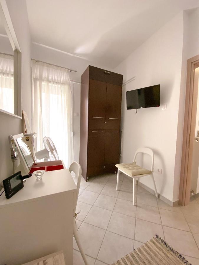 A Wonderful Apartment In Front Of The Sea! Peraia  Ngoại thất bức ảnh